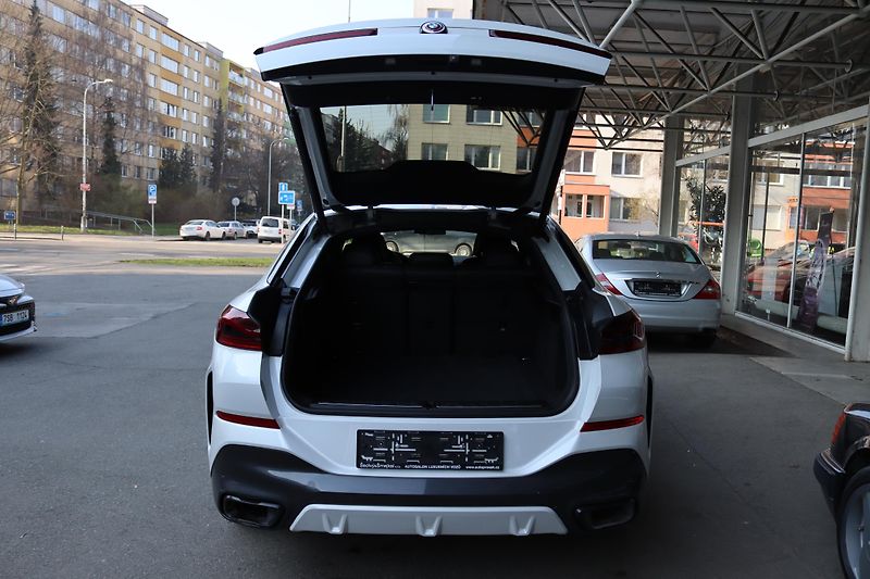BMW X6 XDRIVE 40i G06 M-PAKET 245kW - fotka 42 z 50