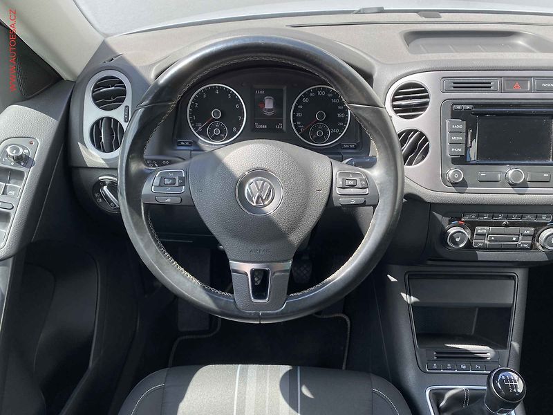 Volkswagen Tiguan (2015) 1.4 TSi, Lounge, navi - fotka 11 z 19