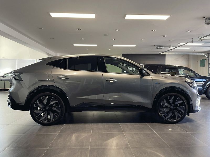 Renault Rafale (2025) esprit Alpine E-Tech full hybr - fotka 5 z 19