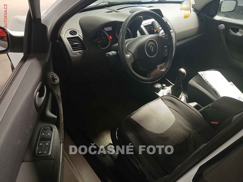 Renault Mégane (2009) 1.6, ČR, autoAC, temp - fotka 3 z 3