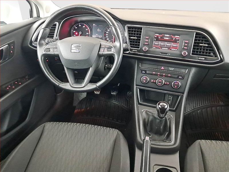 Seat Leon (2015) Style 1.2 TSI, Serv.kniha - fotka 7 z 19