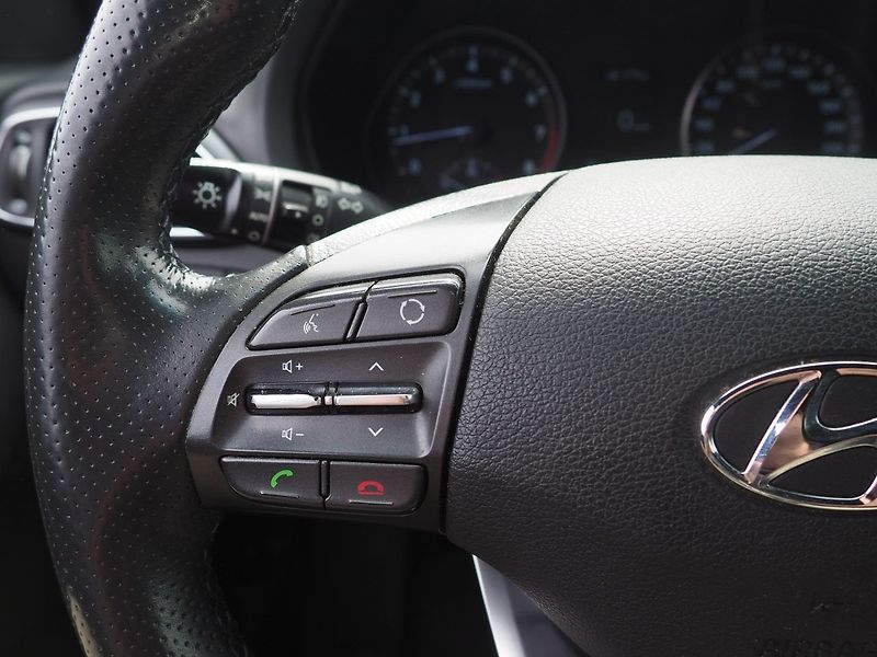 Hyundai i30 1.4-GDI, 103 kW, CZ, Navi - fotka 23 z 47