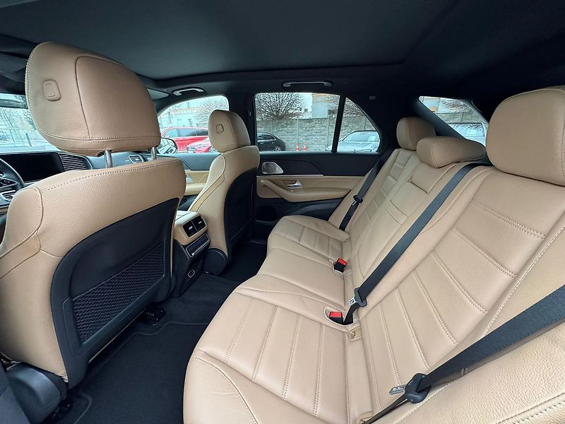 Mercedes-Benz GLE (2025) 350 de 4MATIC - fotka 12 z 27