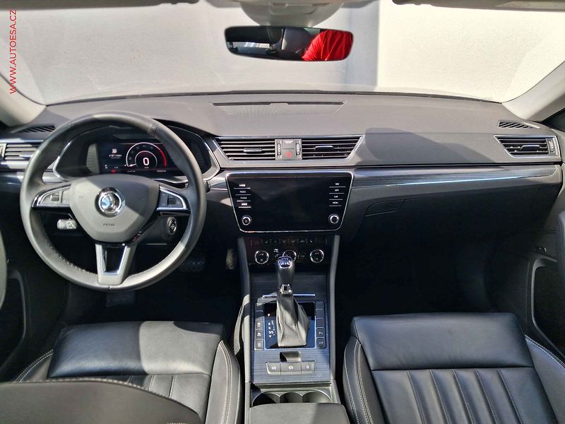 Škoda Superb (2019) 2.0 TDi 4x4, Style, DSG, LED - fotka 8 z 24