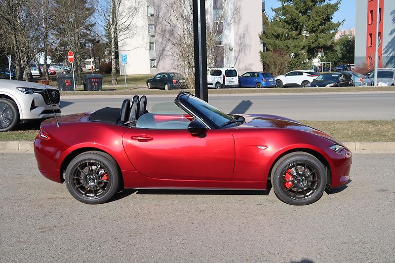 Mazda MX-5 (2026) 1,5 Skyactiv G132 Homura - fotka 13 z 29