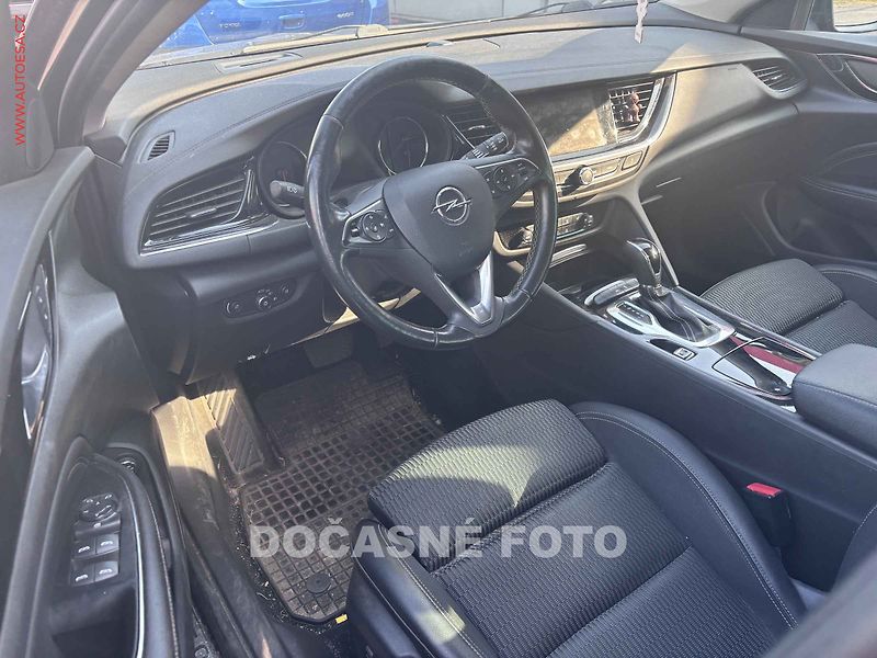 Opel Insignia (2017) 2.0DTi Sports Tourer, AT - fotka 3 z 3