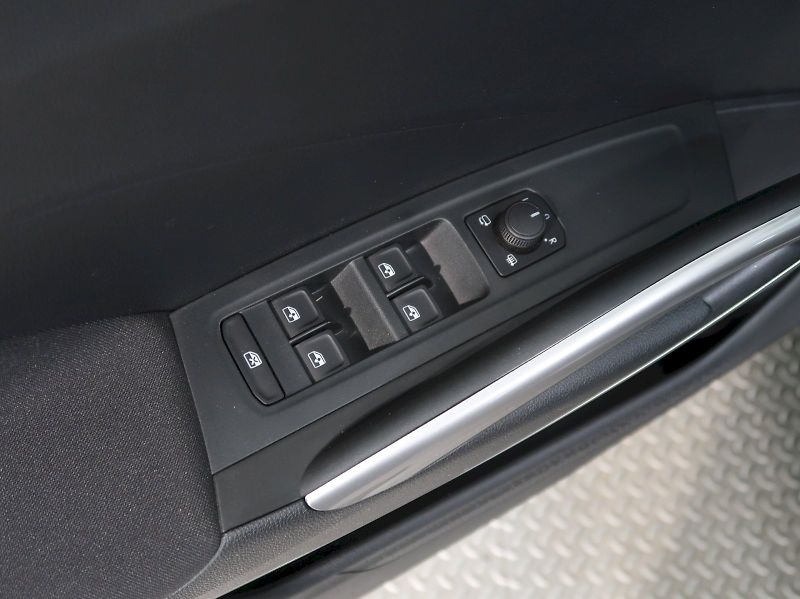 Škoda Fabia (2025) TOP SELECTION 1.0TSI 70KW - fotka 16 z 39