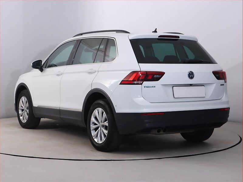 Volkswagen Tiguan (2019) Comfortline 2.0 TSI - fotka 4 z 22