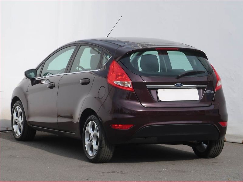 Ford Fiesta (2008) 1.6 Ti-VCT, Serv.kniha - fotka 4 z 18