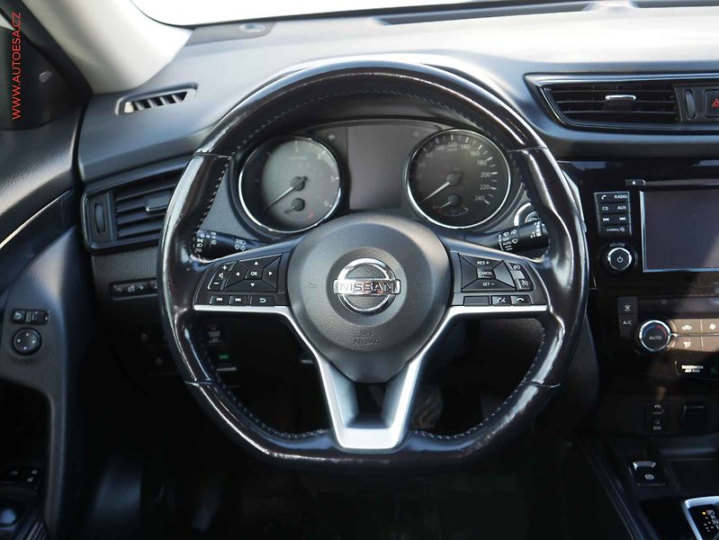 Nissan X-Trail (2017) 2.0 dCi 4x4, ČR, AT, LED - fotka 16 z 18