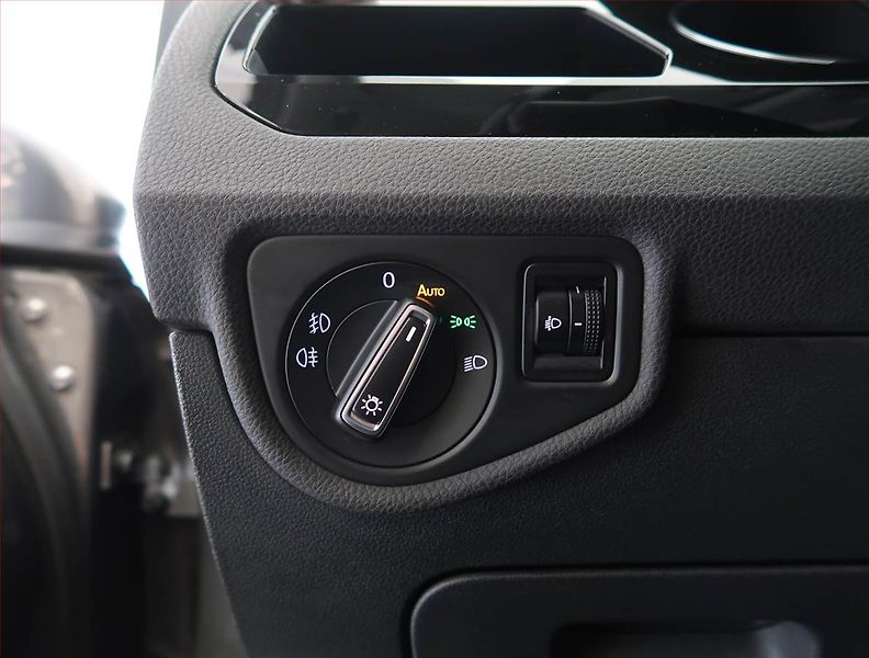 Volkswagen Touran (2016) Highline 1.6 TDI, Navi - fotka 18 z 19