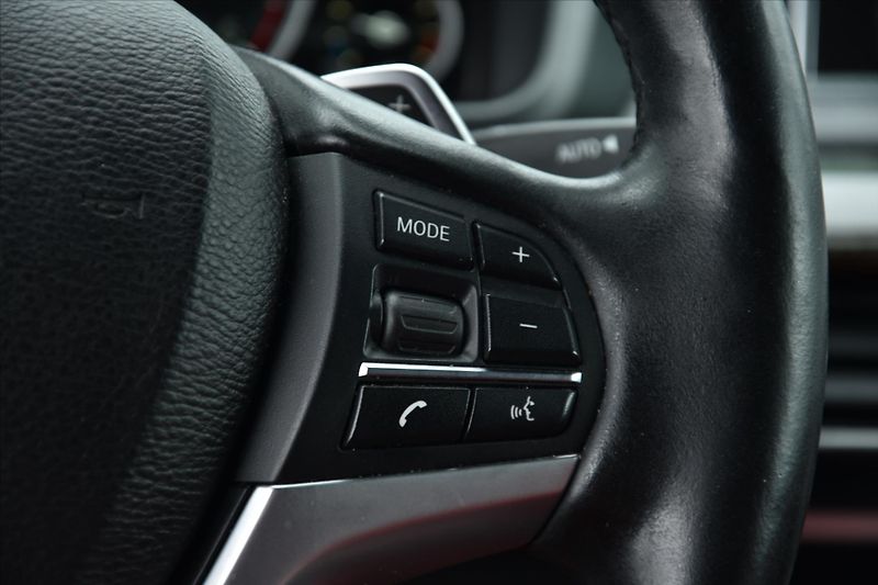 BMW X6 xDrive 30d 190kW ČR - fotka 17 z 26
