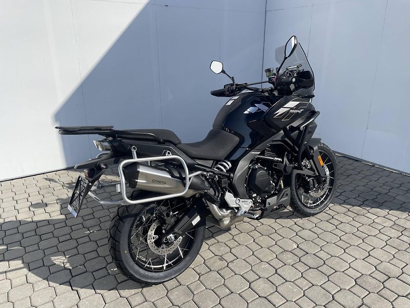 CFMOTO (2026) 700MT Adventure EU5+ - fotka 3 z 14