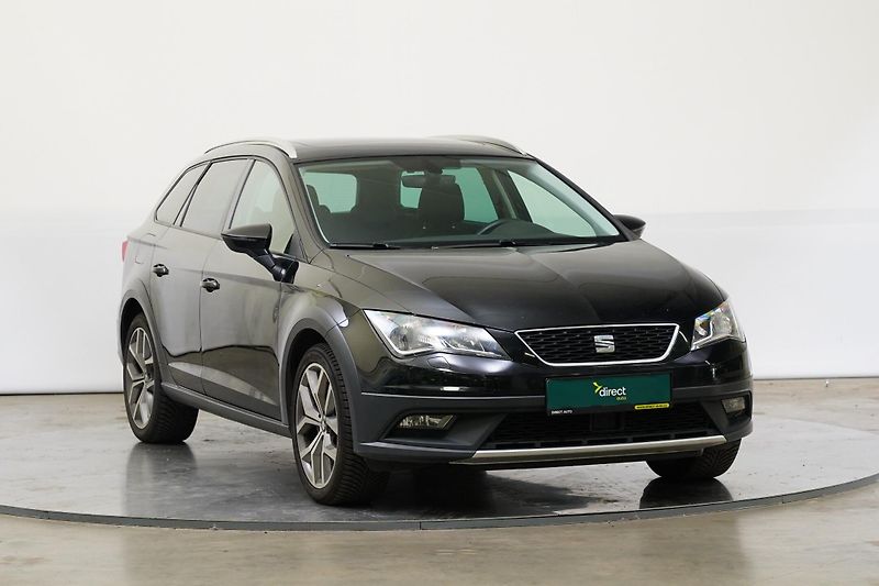 Seat Leon - fotka 8 z 27
