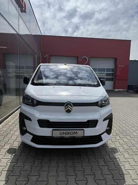 Citroën SpaceTourer (2026) FEEL L2 2.2 BlueHDi 180 S&S EA - fotka 2 z 11
