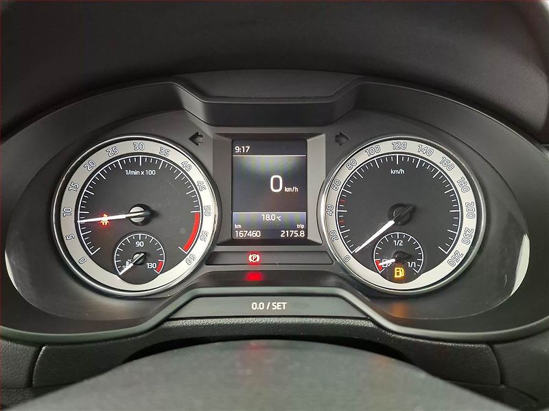 Škoda Octavia (2019) Style Plus 2.0 TDI, ČR,1.maj - fotka 11 z 16