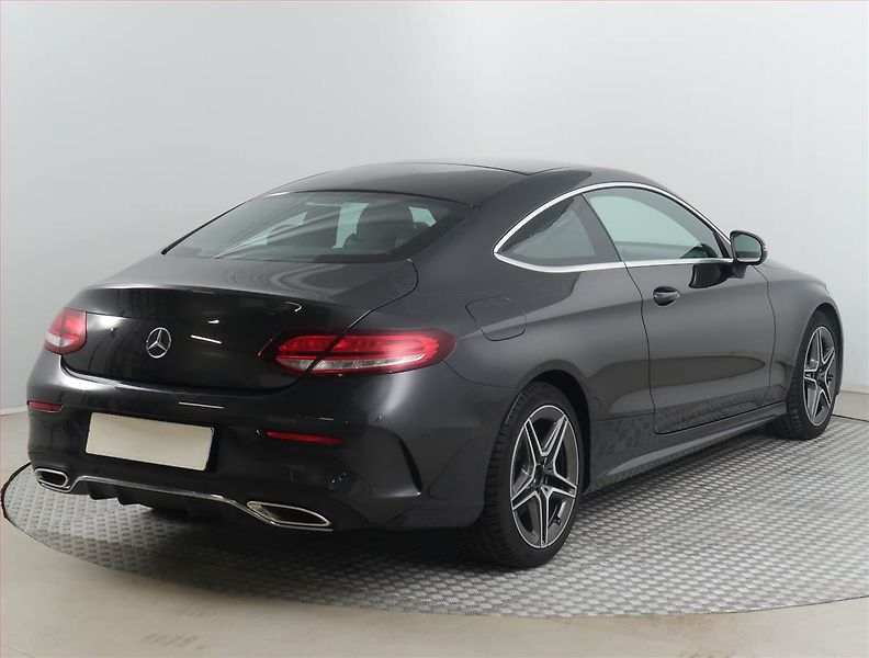 Mercedes-Benz Třídy C (2019) C 200 - fotka 5 z 19