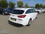 Hyundai i30 1,6 CRDi 85kW Komfort ČR DPH - náhled 8
