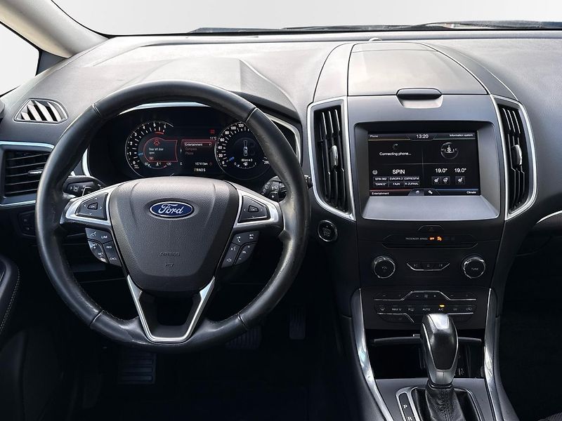 Ford S-MAX (2016) 2.0 TDCi Titanium EAT6 4x4 - fotka 5 z 49