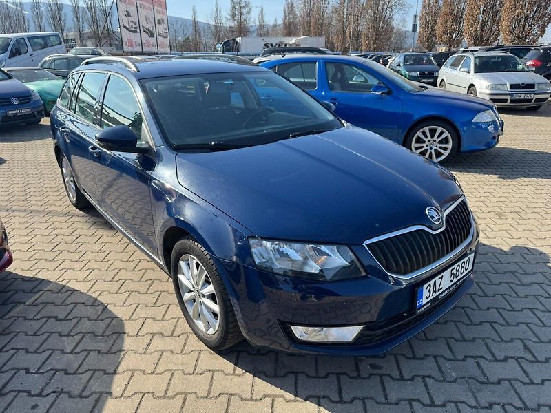 Škoda Octavia (2014) 1,6 TDI 77 KW TAŽNÉ KOLA - fotka 7 z 41