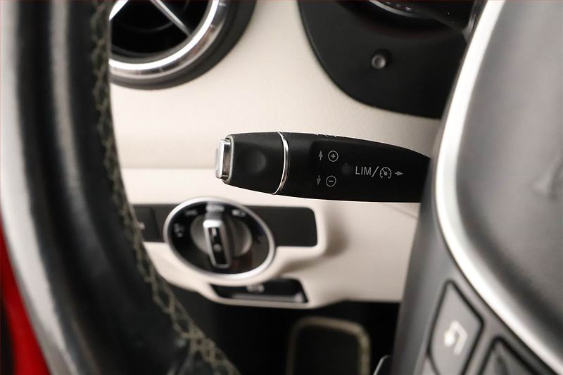 Mercedes-Benz CLA (2013) 220 CDI, Automat, Kůže, Navi - fotka 12 z 18