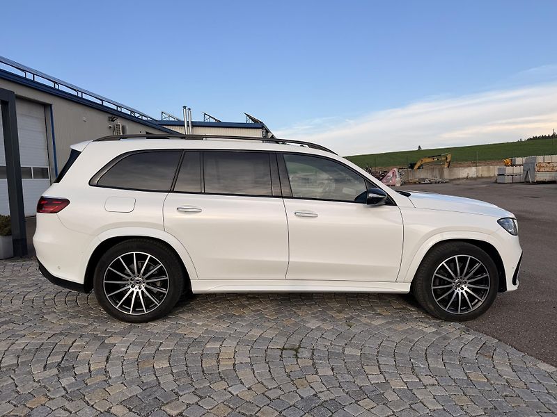 Mercedes-Benz GLS (2024) 450D AMG E-ACTIVE BODY MAX zár - fotka 6 z 30