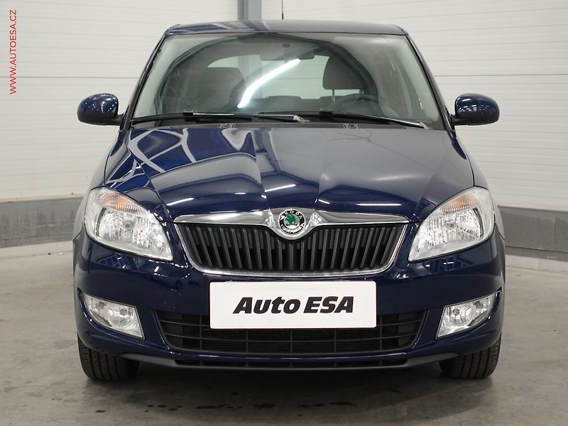 Škoda Fabia (2010) 1.2 TSi, ČR, Ambition - fotka 2 z 17