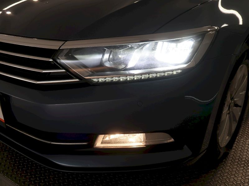 Volkswagen Passat (2016) COMFORTLINE 2.0TDI 110KW TAŽNÉ - fotka 10 z 39