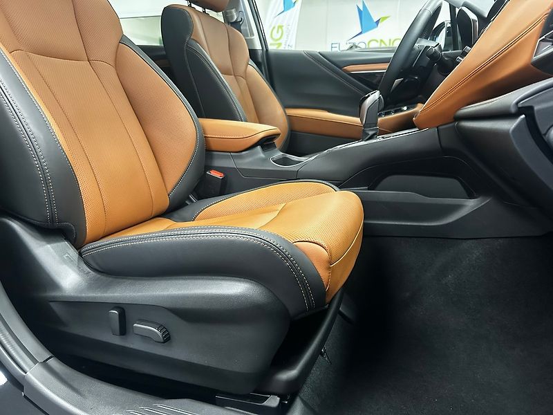 Subaru Outback (2022) 2.5 TOURING 2022 | Záruka - fotka 21 z 44