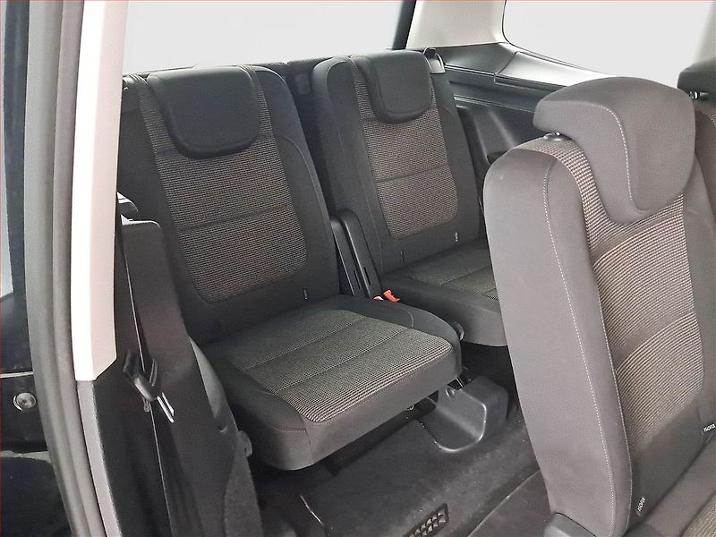 Volkswagen Sharan (2012) 2.0 TDI, 7 míst, Serv.kniha - fotka 20 z 22