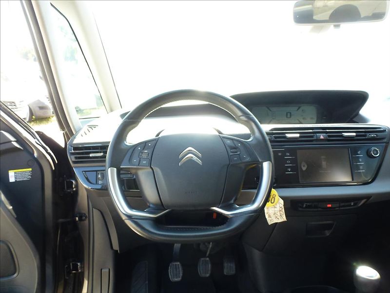 Citroën C4 Picasso 1,2 PureTech 130 6MAN Turbo  S - fotka 28 z 46