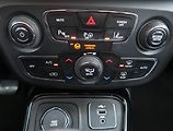 Jeep Compass (2019) 1.4 MultiAir - náhled 17
