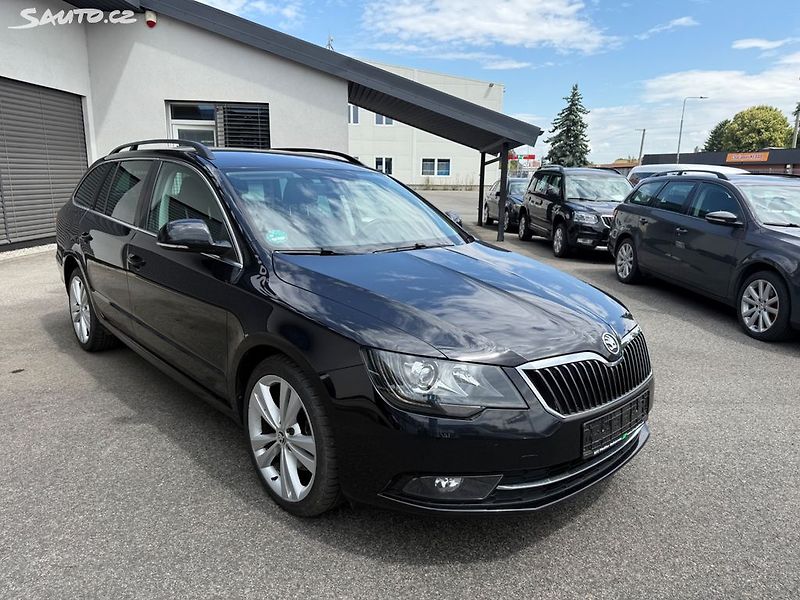 Škoda Superb 2.0 TDI 103kw DSG - fotka 5 z 17