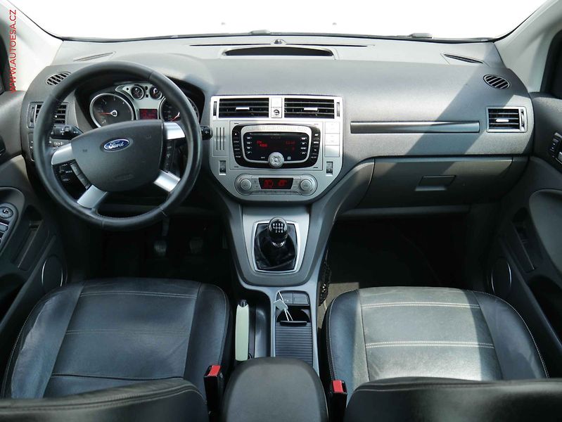 Ford Kuga (2012) 2.0TDCi 4x4, Výhřev sed. - fotka 8 z 18