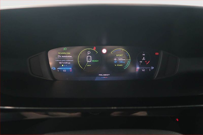 Peugeot 308 (2022) Allure Hybrid 180, Automat - fotka 11 z 21