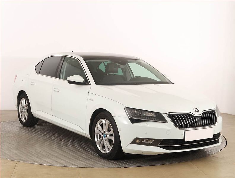 Škoda Superb (2016) Laurin&Klement 2.0 TDI 4x4 - fotografie inzerátu