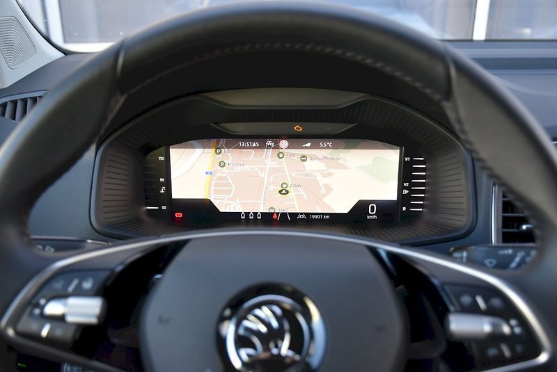 Škoda Karoq (2025) Top Selection 1,5 TSI 110 kW 6 - fotka 33 z 37