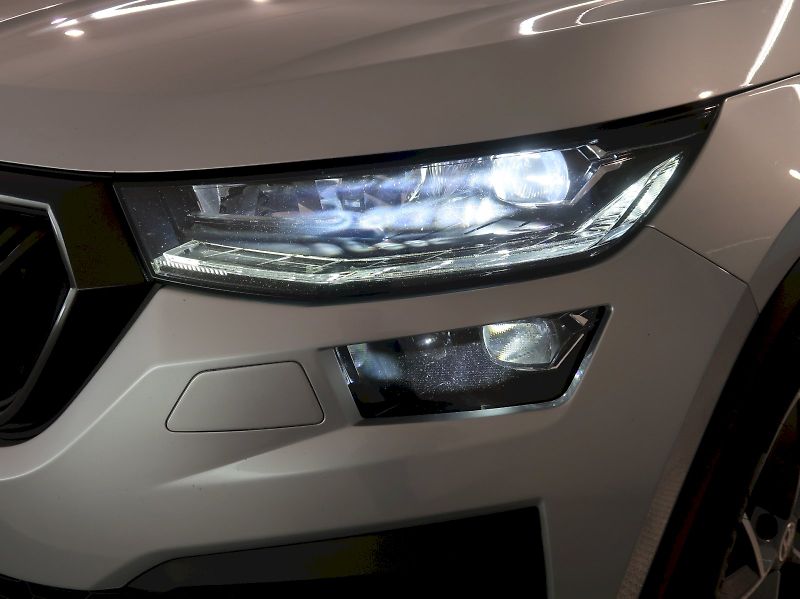 Škoda Kodiaq (2022) SPORTLINE 2.0TDI 110KW DSG WEB - fotka 10 z 46