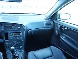 Volvo S60 (2000) 2.4, nová STK, oblíbený vůz - náhled 8