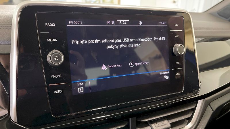 Volkswagen T-Roc (2024) R-Line 1.0 TSI 81kW - fotka 21 z 28