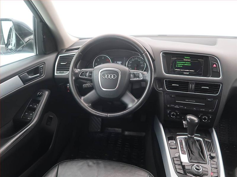 Audi Q5 (2010) S line 3.0 TDI, 4X4, Automat - fotka 7 z 19