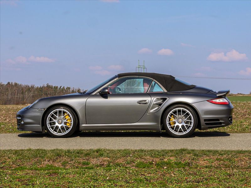 Porsche 911 3,8 TURBO S - fotka 4 z 56