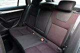 Škoda Octavia 2.0 TDi CR DSG STYLE,NAVI,TEMP - náhled 39