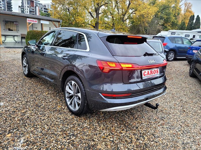 Audi e-tron 0,0 55,95KWH,4x4,SOH 91,6%,taž - fotka 5 z 50