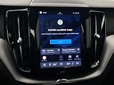 Volvo XC60 B4 AWD R-DESIGN AUT CZ - náhled 28