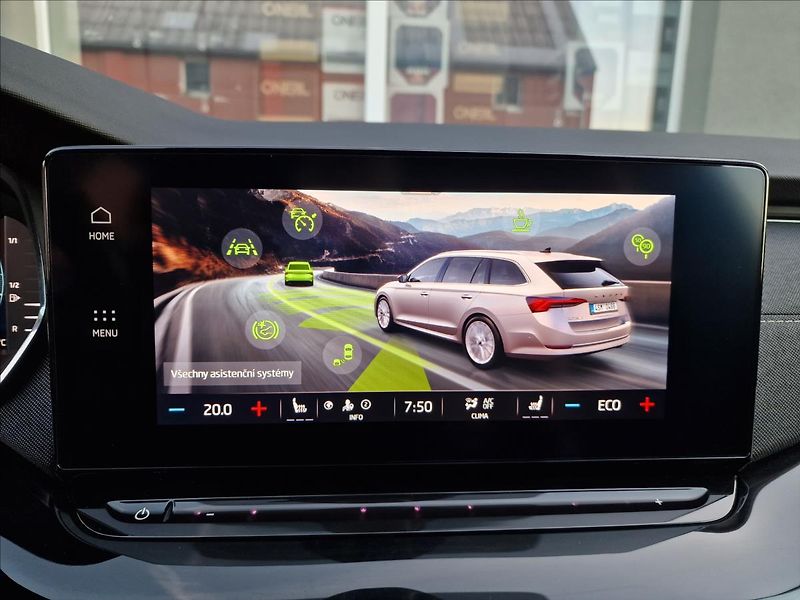 Škoda Octavia 1.4 TSI iV DSG Style,ČR,1.Maj - fotka 28 z 50