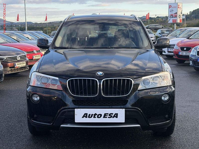 BMW X3 (2011) 2.0d xDrive 20d, Automat - fotka 2 z 19
