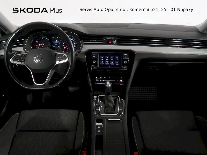 Volkswagen Passat (2024) BUSINESS 1.5TSI EVO DSG - fotka 5 z 36