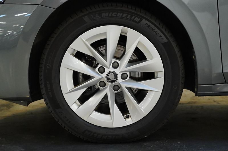 Škoda Octavia - fotka 10 z 29