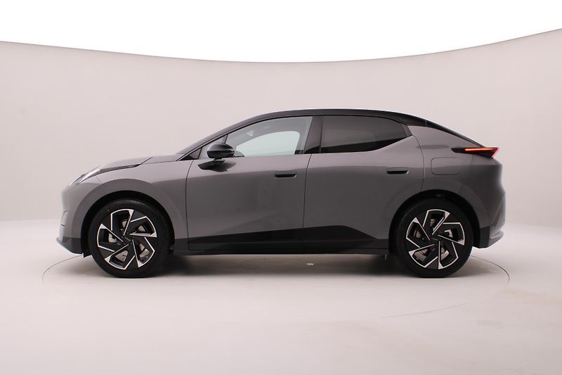 Lynk & Co 02 (2025) MORE DEMO - fotka 8 z 81